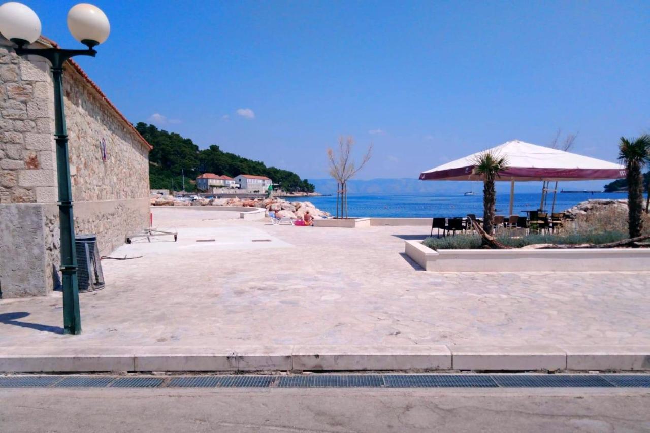 Holiday House With A Parking Space Svirce, Hvar - 17682 Vrbanj Exterior photo